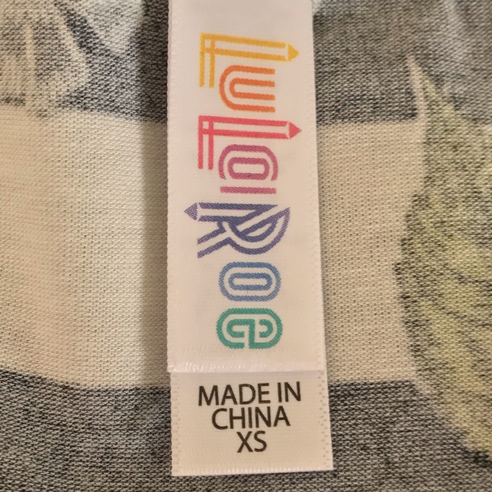 LuLaRoe XS Lynnae Black Floral Stripe NWT Unicorn - Picture 5 of 8